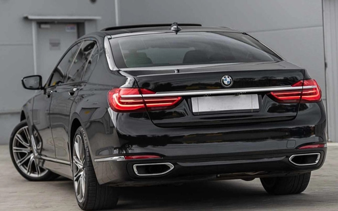 BMW Seria 7 cena 149000 przebieg: 255000, rok produkcji 2016 z Sejny małe 781